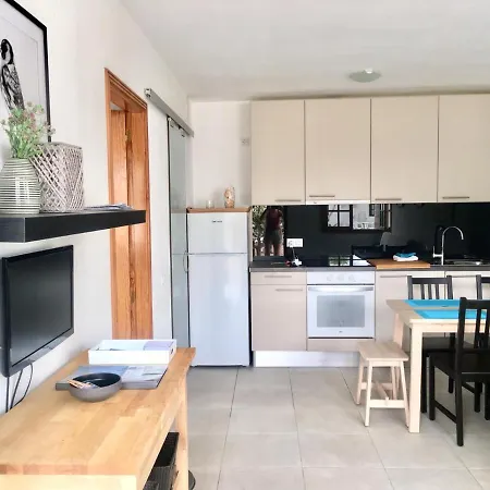 Apartamento La Piedra Directo En Playa La Oliva