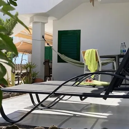 アパート La Piedra Directo En Playa ラ・オリーバ
